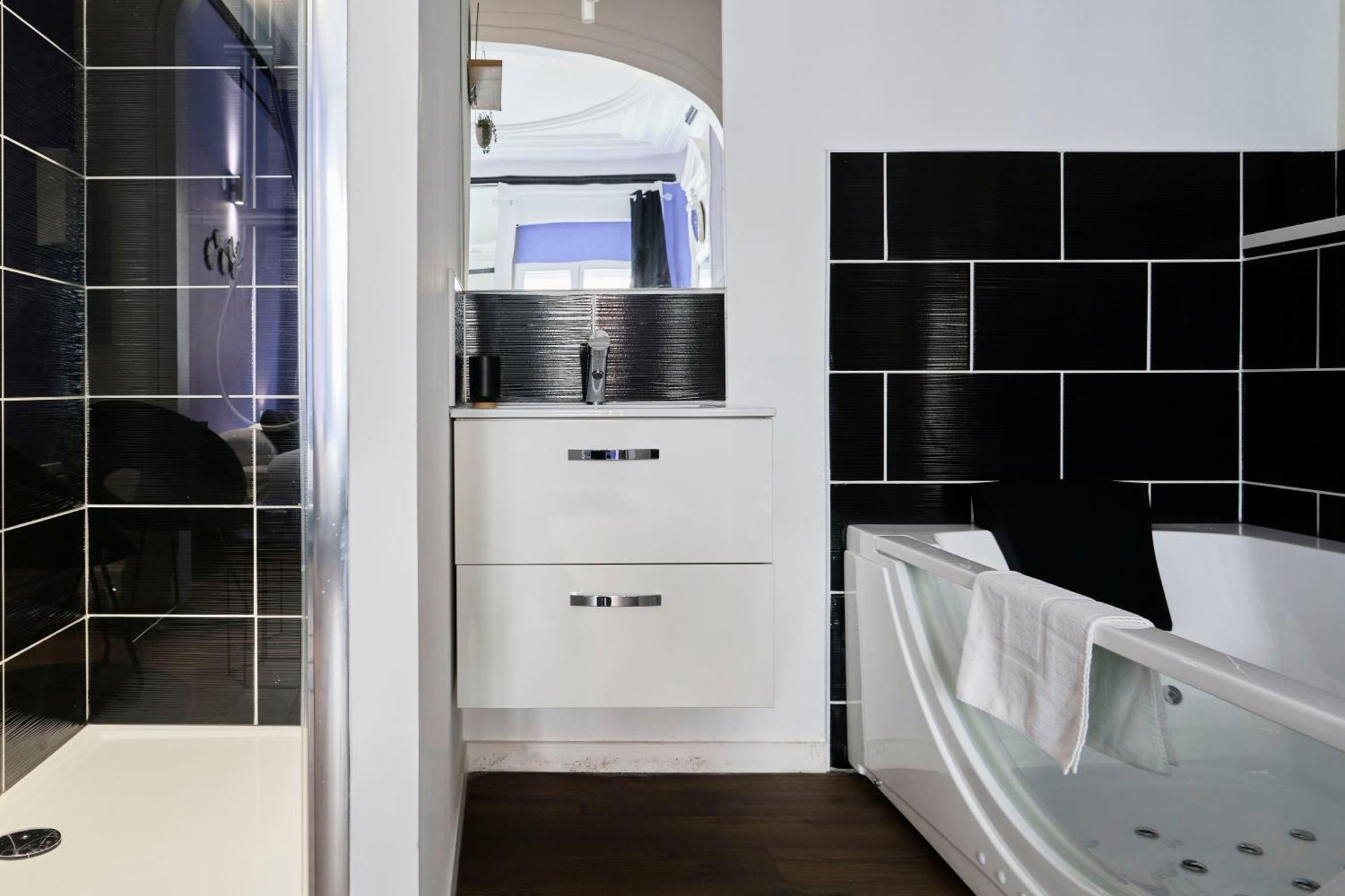 Ng Prestige - Lille L Roubaix Trichon - Balneo - Netflix - Wifi Appartement Buitenkant foto