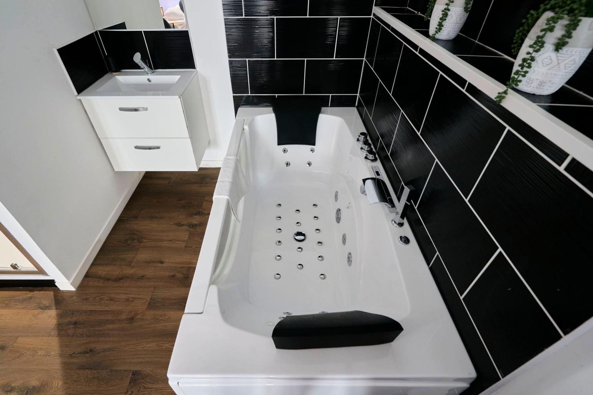 Ng Prestige - Lille L Roubaix Trichon - Balneo - Netflix - Wifi Appartement Buitenkant foto